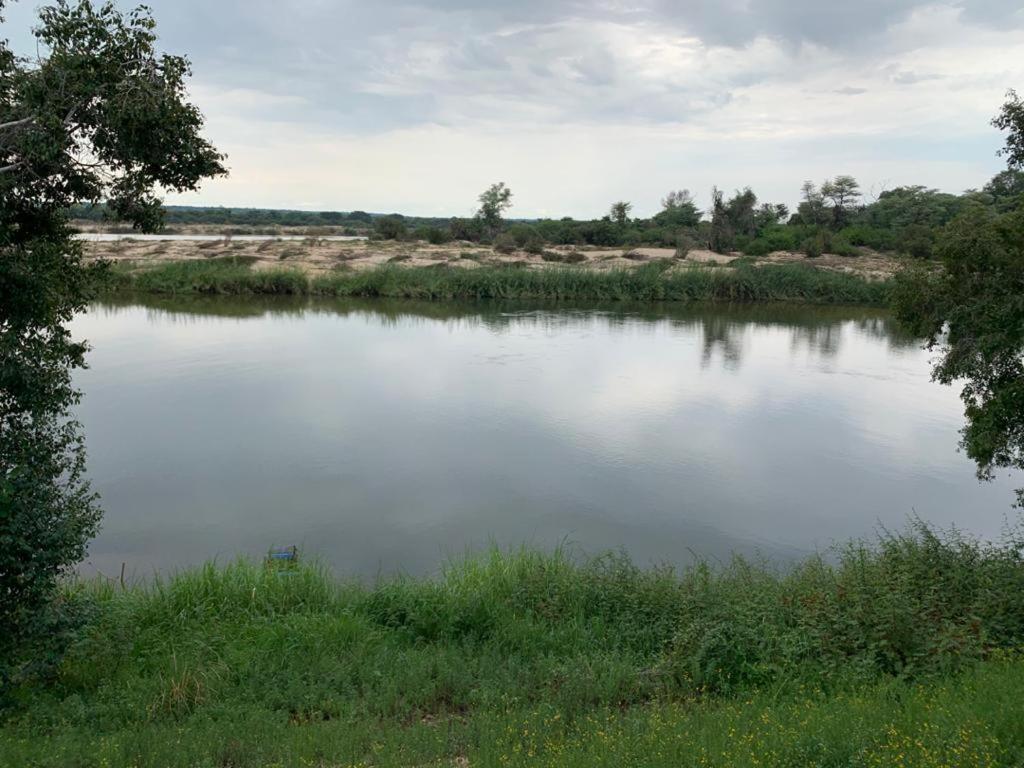 Juda Haus Lodge Katima Mulilo Εξωτερικό φωτογραφία