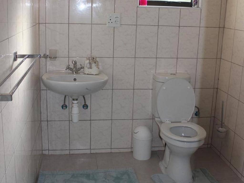 Juda Haus Lodge Katima Mulilo Εξωτερικό φωτογραφία