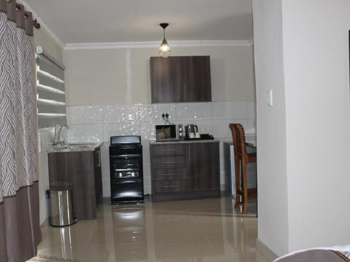 Juda Haus Lodge Katima Mulilo Εξωτερικό φωτογραφία